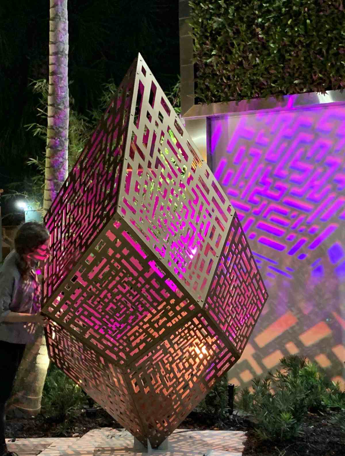 metal light sculpture -YouFine