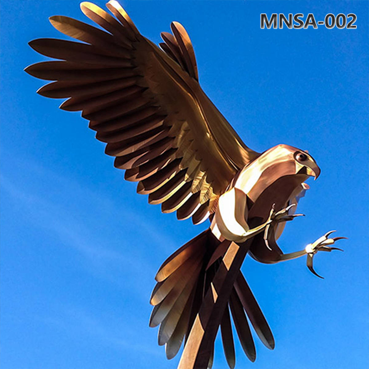 Lifelike Gold Metal Flying Eagle Sculpture MNSA-002