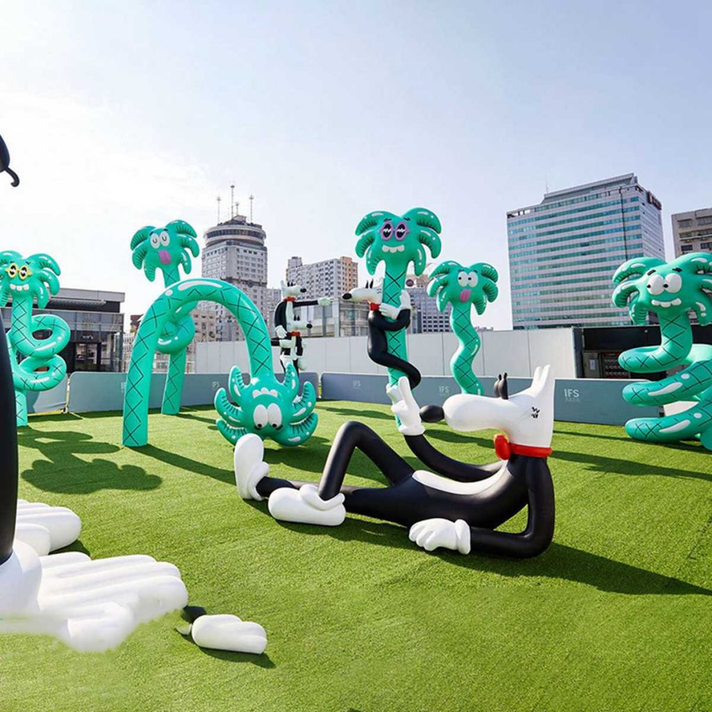 Public art sculpture -YouFine (2)