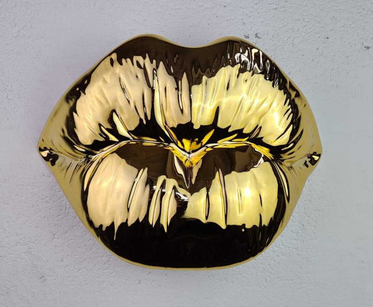 lips wall sculpture (3)