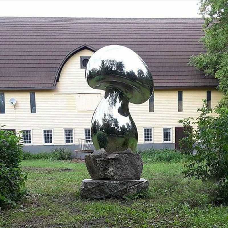 metal mushroom sculpture (4)