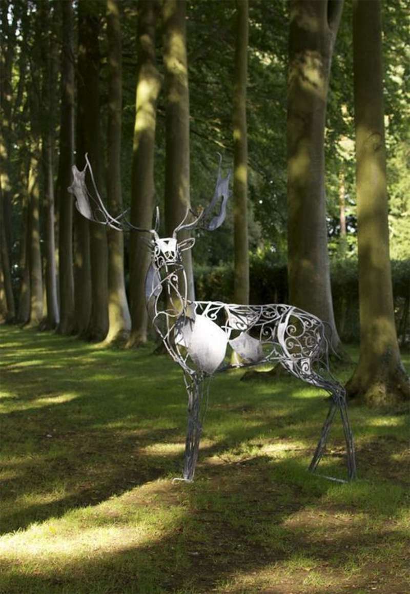 wire deer sculpture (3)