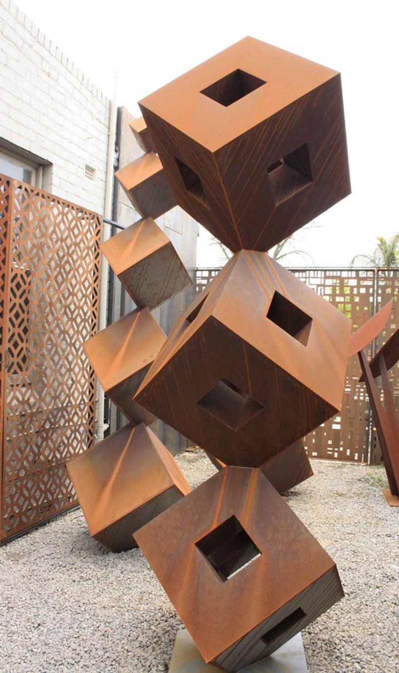 metal cube sculpture (4)