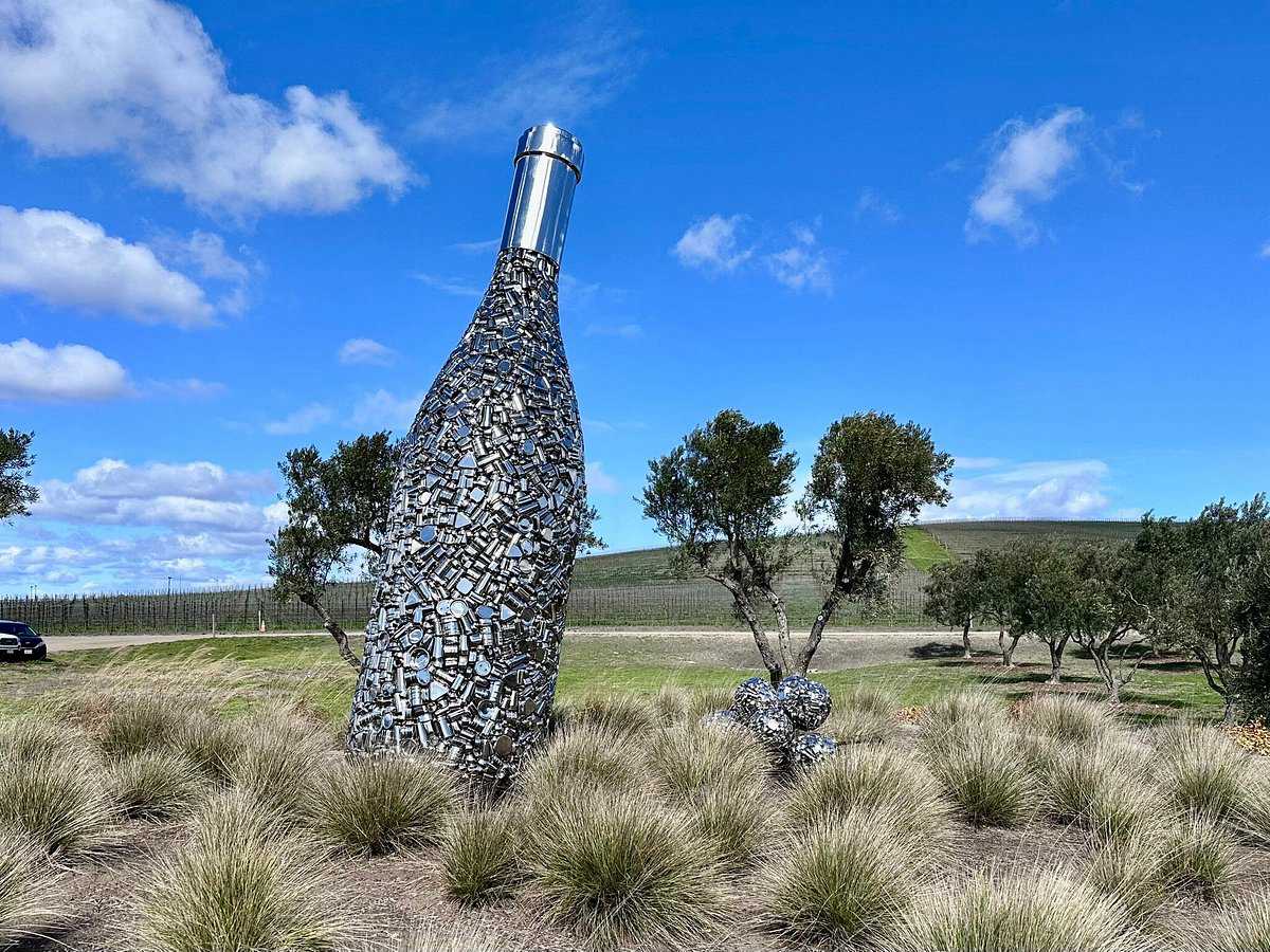 bottle sculpture (2)