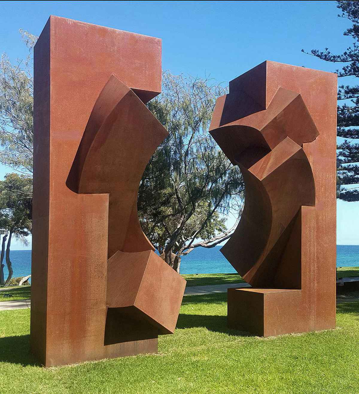 large corten steel sculpture (1)