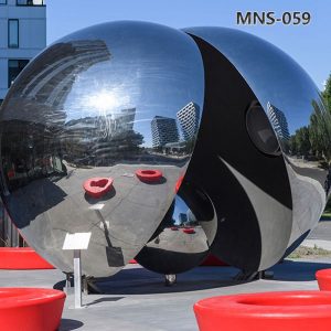 mirrored stainless steel sculpture (5)