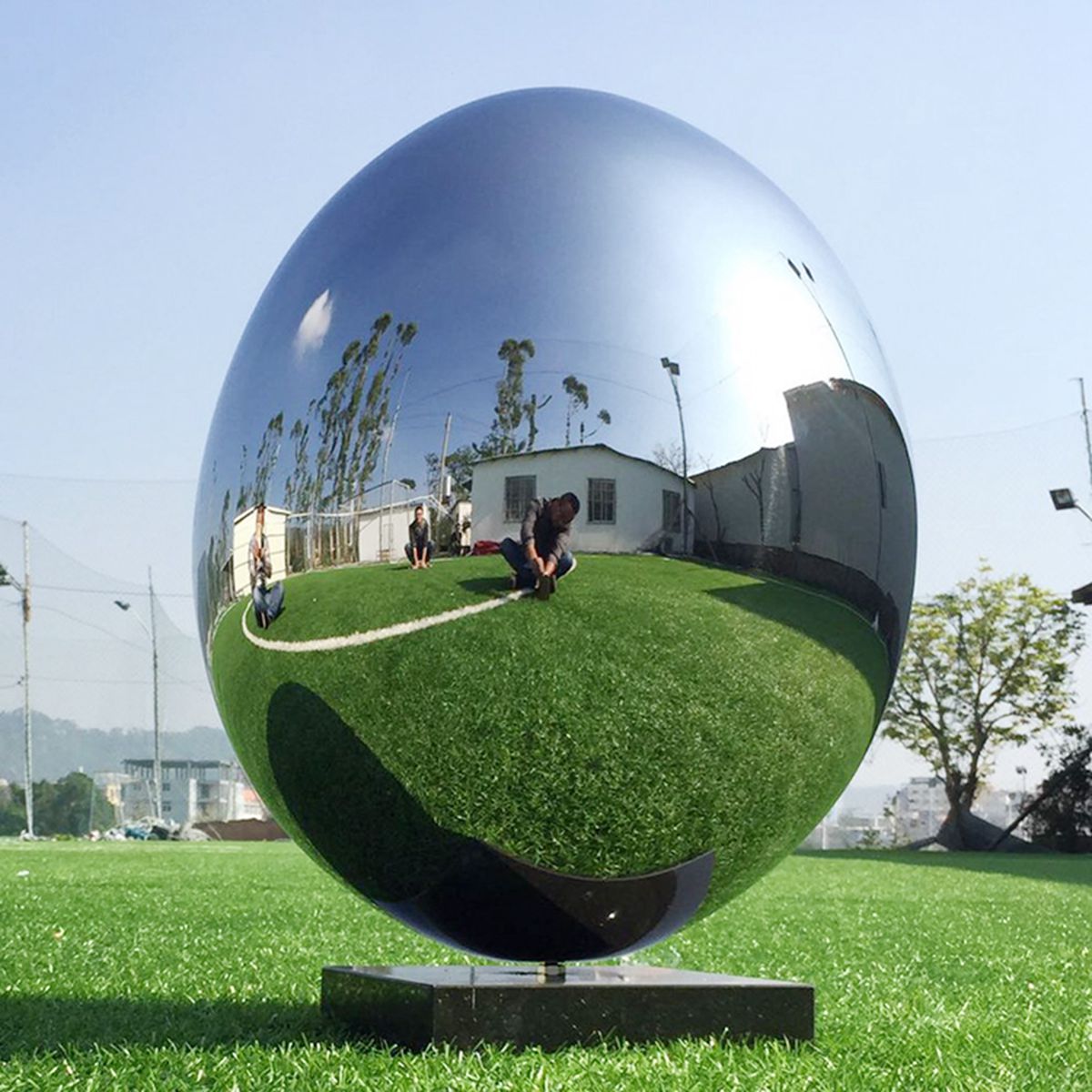 stainless steel eggs statue (3)