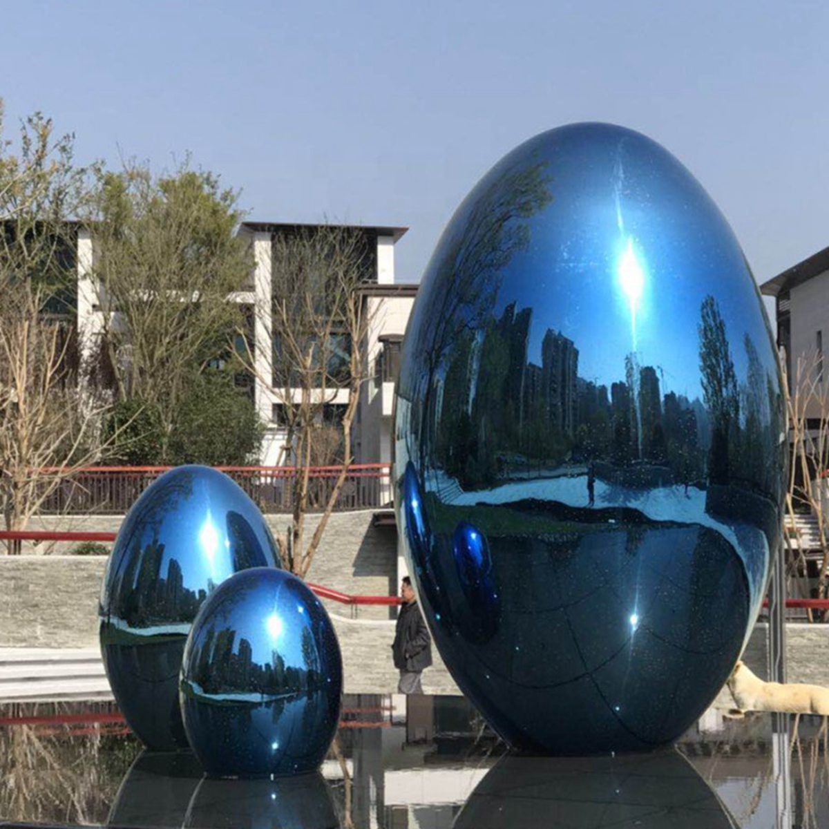 stainless steel eggs statue (6)