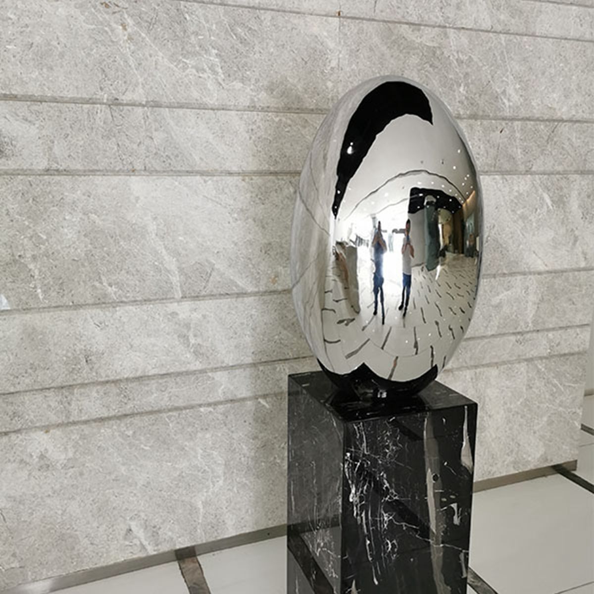 stainless steel eggs statue (8)