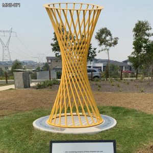 modern stainless steel sculpture (3)