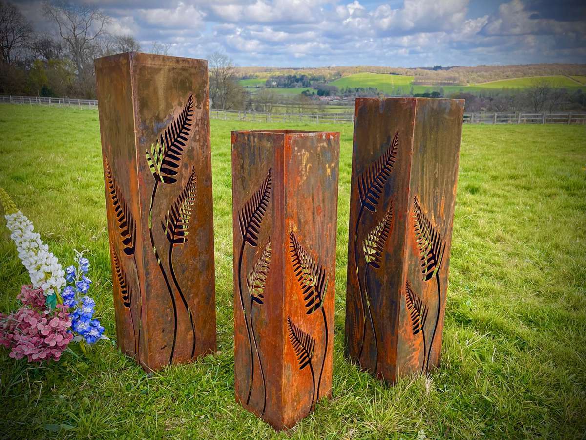 corten steel column sculpture (6)