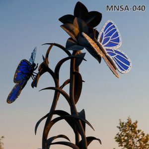 metal butterfly sculpture (3)