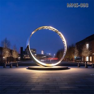 metal circle sculpture (2)