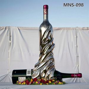 wine bottle sculpture (1)