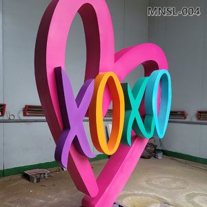 metal heart sculpture (3)