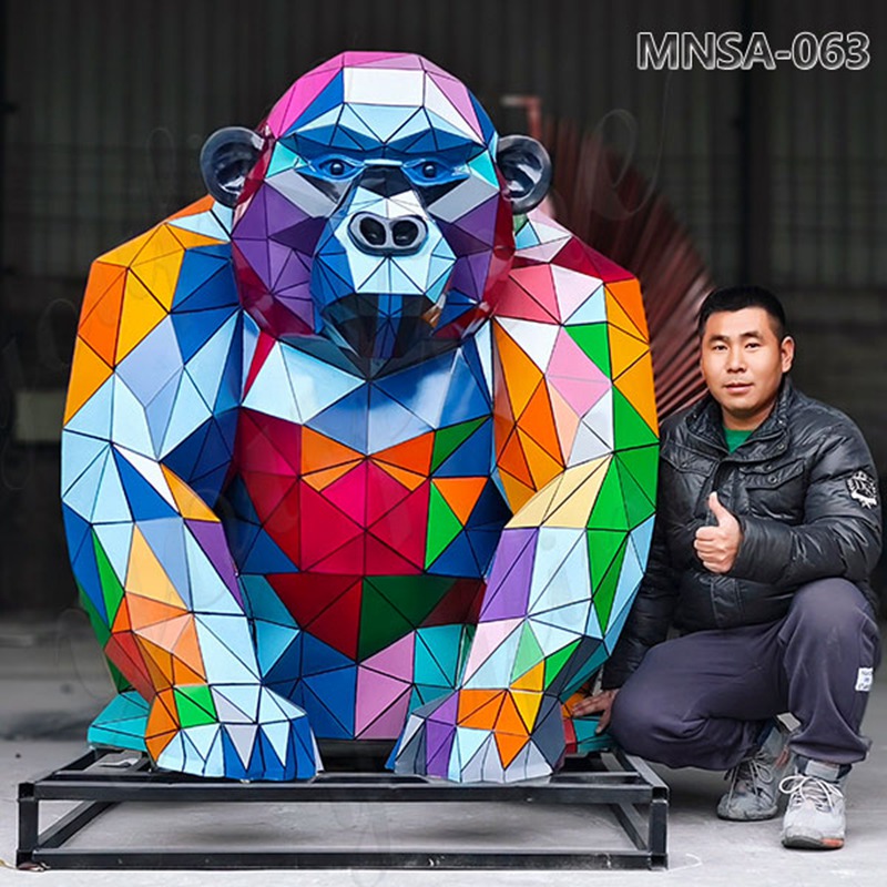 Colorful Geometric Stainless Steel Orangutan Statue Manufacturer MNSA–063