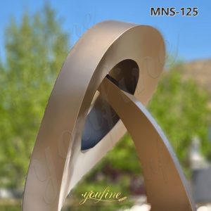 yin yang sculpture detail