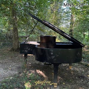 piano-sculpture-French-Castle-Feedback