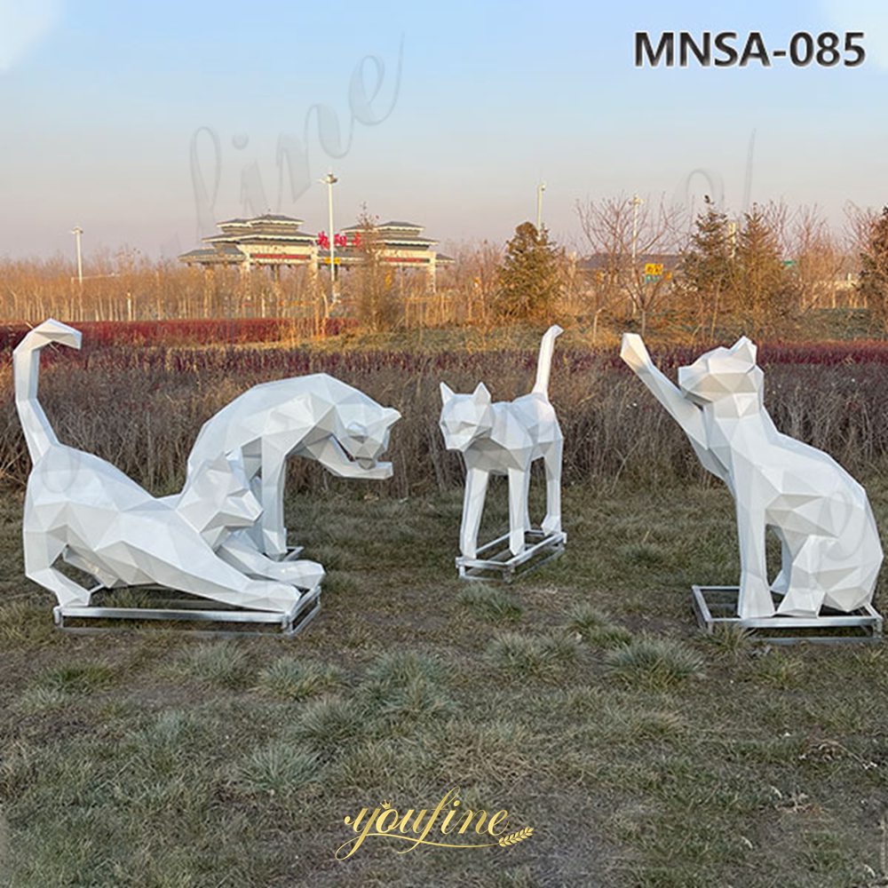 White Geometric Large Metal Cat Sculpture