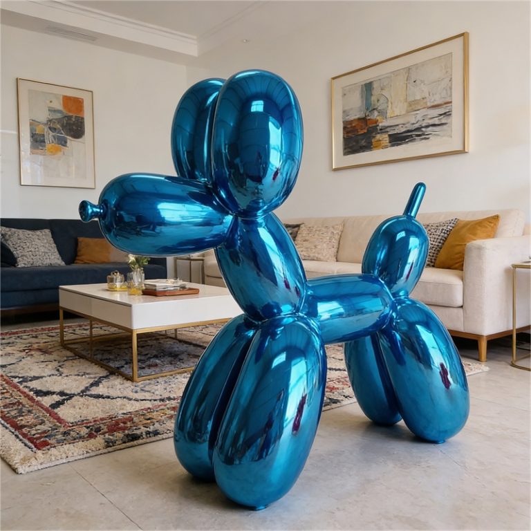 What Is the Famous Sculpture Balloon Dog ?