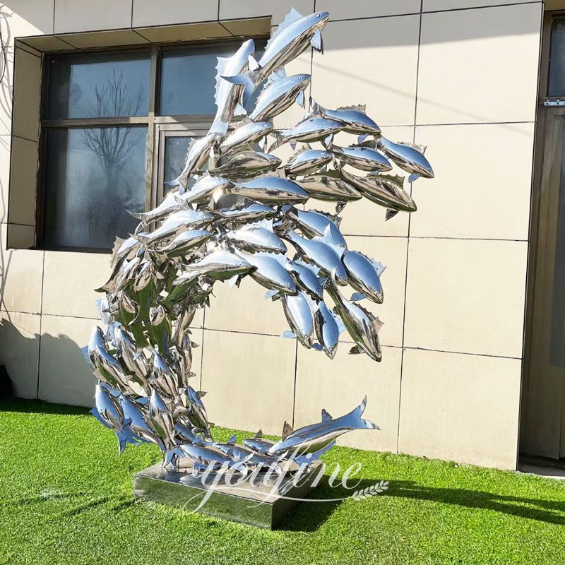 Mirror finished fish sculpture