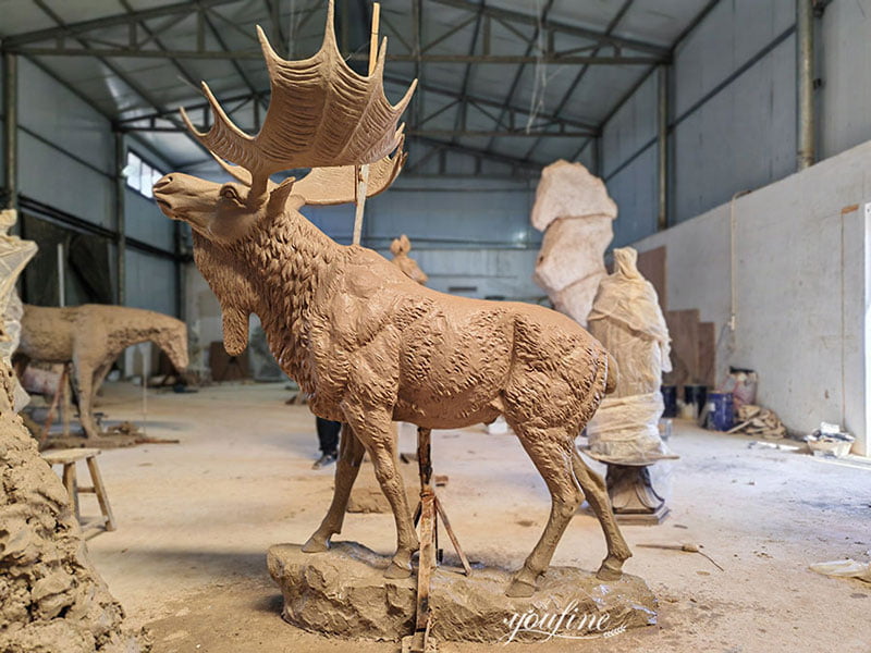 1:1 clay model of bronze moose