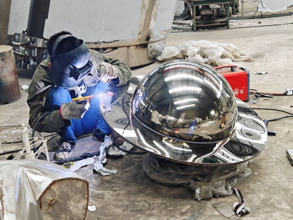 Stainless steel sculpture framework production